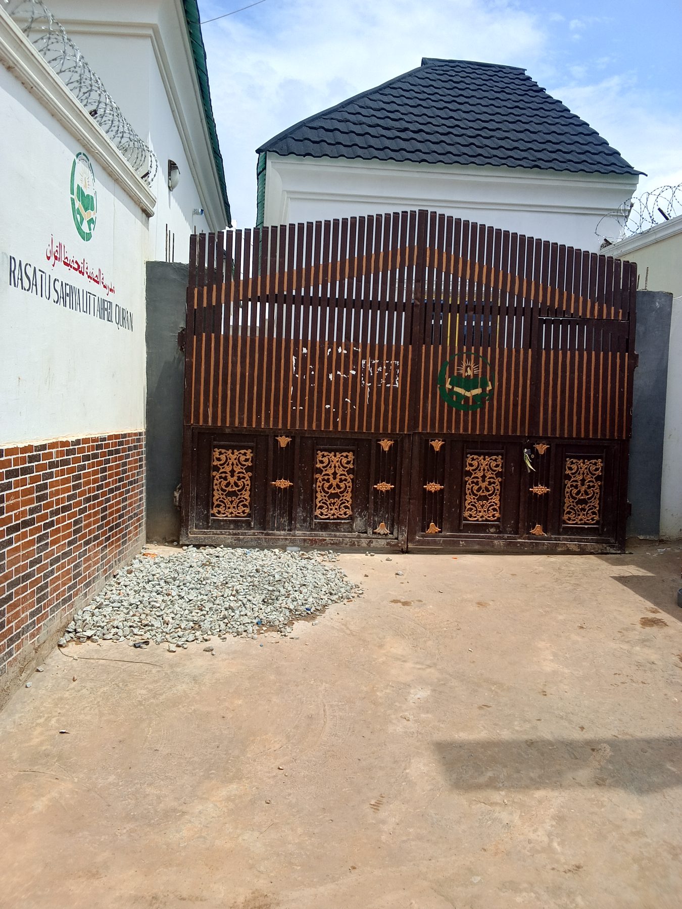 Entrance of Madarasatu Safiyyah Littahfizil Qur’an in Minna